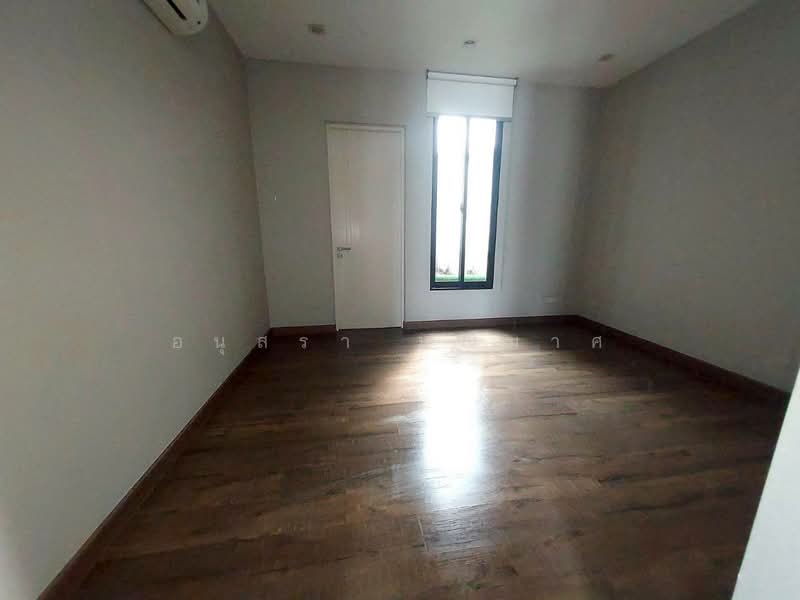 Baan Klang Muang Classe Ekkamai-Ramintra : บ้านกลางเมือง คลาสเซ่ เอกมัย-รามอินทรา, กรุงเทพ, ถนนสุคนธสวัสดิ์, ลาดพร้าว, ลาดพร้าว, กรุงเทพ, 454 ตร.ม., บ้านเดี่ยว ขาย, โดย อนุสรา มณีมาศ, 500187536 - DDproperty.com