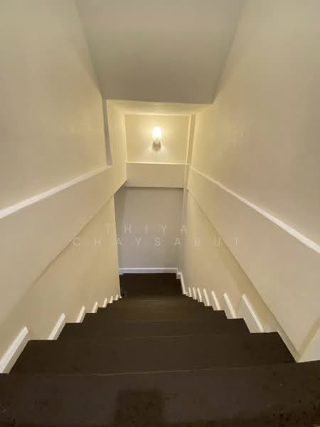 ให้เช่า - ทาวน์เฮ้าท์ 225 ตร.ม. ทำเลใกล้สยามสแควร์ ถนนพระราม1, กรุงเทพ