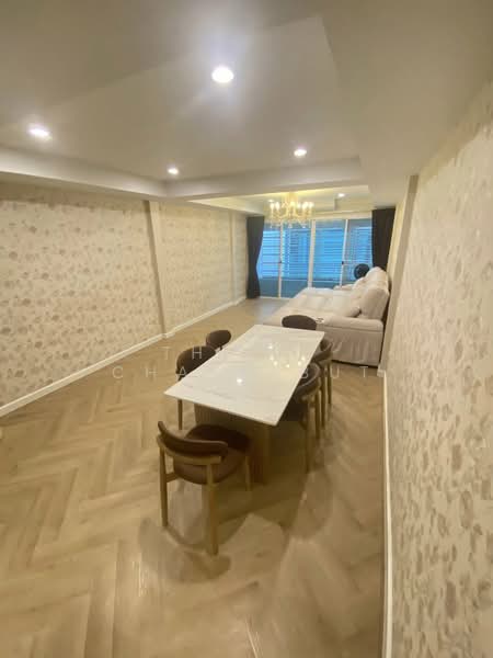 ให้เช่า - ทาวน์เฮ้าท์ 225 ตร.ม. ทำเลใกล้สยามสแควร์ ถนนพระราม1, กรุงเทพ