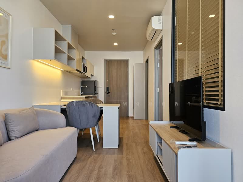 The Issara Sathorn, Bangkok, Chan Road, Thung Maha Mek, Sathon, Bangkok, 2 Bedrooms, 37 sqm, Condo For Rent, by Saranrat Pongklang, 500187551 - DDproperty.com