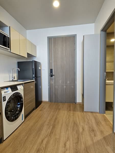 The Issara Sathorn, Bangkok, Chan Road, Thung Maha Mek, Sathon, Bangkok, 2 Bedrooms, 37 sqm, Condo For Rent, by Saranrat Pongklang, 500187551 - DDproperty.com