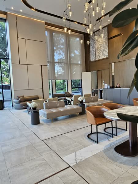 The Issara Sathorn, Bangkok, Chan Road, Thung Maha Mek, Sathon, Bangkok, 2 Bedrooms, 37 sqm, Condo For Rent, by Saranrat Pongklang, 500187551 - DDproperty.com