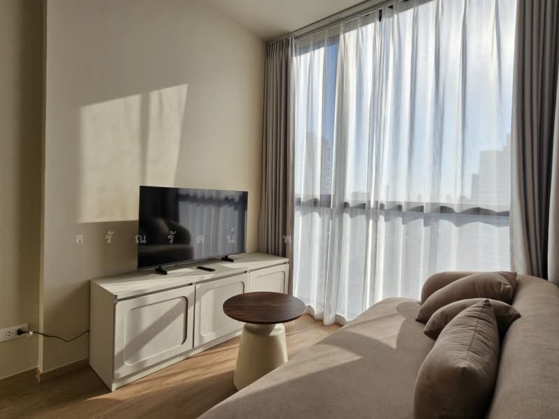 The Issara Sathorn : ดิ อิสสระ สาทร, Bangkok, ถนนจันทน์, Thung Maha Mek, Sathon, Bangkok, 1 Bedroom, 33 sqm, Condo For Rent, by Saranrat Pongklang, 500187552 - DDproperty.com