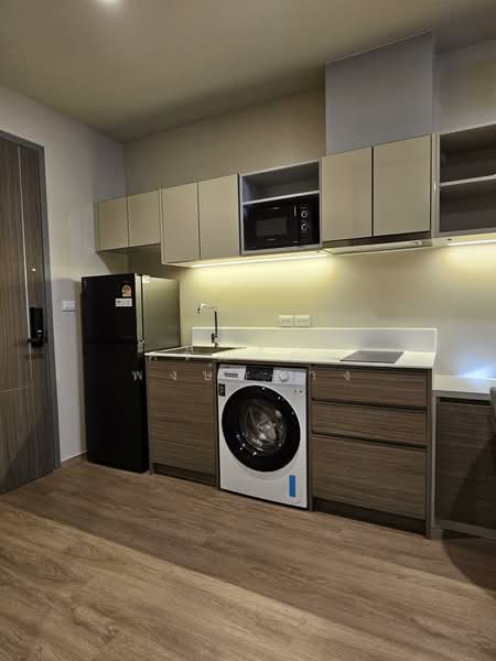 The Issara Sathorn, Bangkok, Chan Road, Thung Maha Mek, Sathon, Bangkok, 1 Bedroom, 33 sqm, Condo For Rent, by Saranrat Pongklang, 500187552 - DDproperty.com