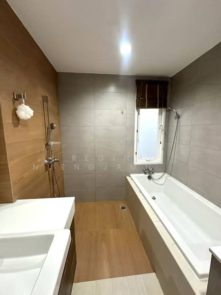 Patta Prime, Chon Buri (Pattaya), Bypass Road, Nong Pla Lai, Bang Lamung (Pattaya), Chon Buri (Pattaya), 3 Bedrooms, 200 sqm, Single Detached House For Sale, by Regina Nuengjamnong, 500187566 - DDproperty.com