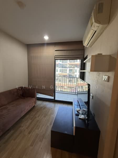 Baan Navatara Condominium, Bangkok, 900 Soi Prasert Manutak 33, Kaset - Nawamin Road, Nuan Chan, Bueng Kum, Bangkok, 1 Bedroom, 38 sqm, Condo For Rent, by Living Condo, 500187579 - DDproperty.com