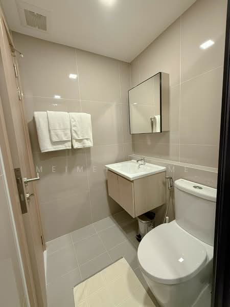 The Base Height Phuket, Phuket, 359 Soi Hongyok Utis Yaowarat Road, Talat Yai, Muang Phuket, Phuket, 2 Bedrooms, 34 sqm, Condo For Rent, by MeiMei Prime, 500187631 - DDproperty.com