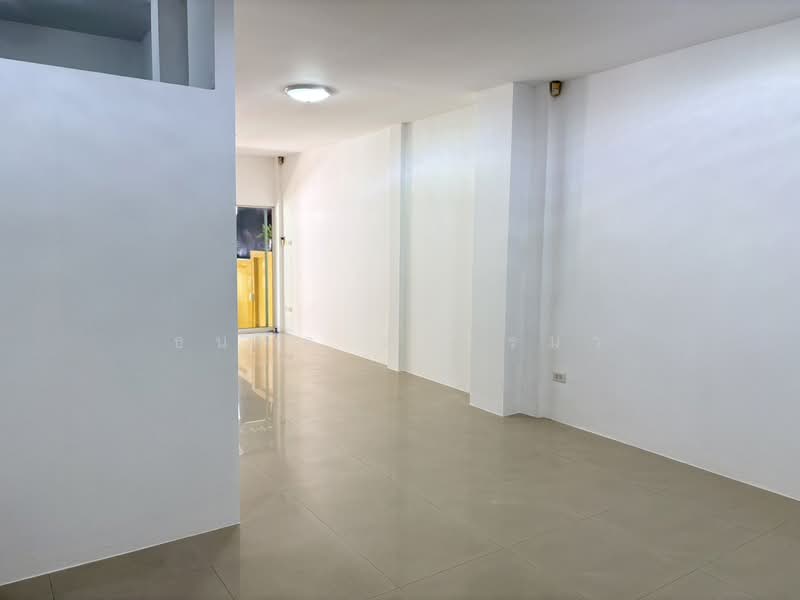 Chanantorn 2 Phetkasem 69, Bangkok, South Side of Phasi Charoen Canal Road, Nong Khaem Subdistrict, Nong Khaem District, Bangkok, Nong Kham, Nong Khaem, Bangkok, 3 Bedrooms, 120 sqm, Townhouse For Sale, by ธนพล สุธรรมา, 500187634 - DDproperty.com