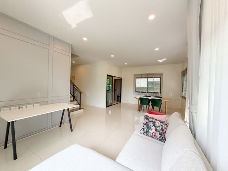 Grand Britania Ratchaphruek Rama 5 : แกรนด์บริทาเนีย ราชพฤกษ์ พระราม5, Nonthaburi, 898/1 ถ.นครอินทร์, Bang Khanun, Bang Kruai, Nonthaburi, 4 Bedrooms, 185 sqm, Single Detached House For Rent, by คุณรุ่งนภา ศาสนะ (ออย), 500187639 - DDproperty.com