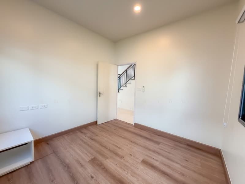 Grand Britania Ratchaphruek Rama 5 : แกรนด์บริทาเนีย ราชพฤกษ์ พระราม5, Nonthaburi, 898/1 ถ.นครอินทร์, Bang Khanun, Bang Kruai, Nonthaburi, 4 Bedrooms, 185 sqm, Single Detached House For Rent, by คุณรุ่งนภา ศาสนะ (ออย), 500187639 - DDproperty.com