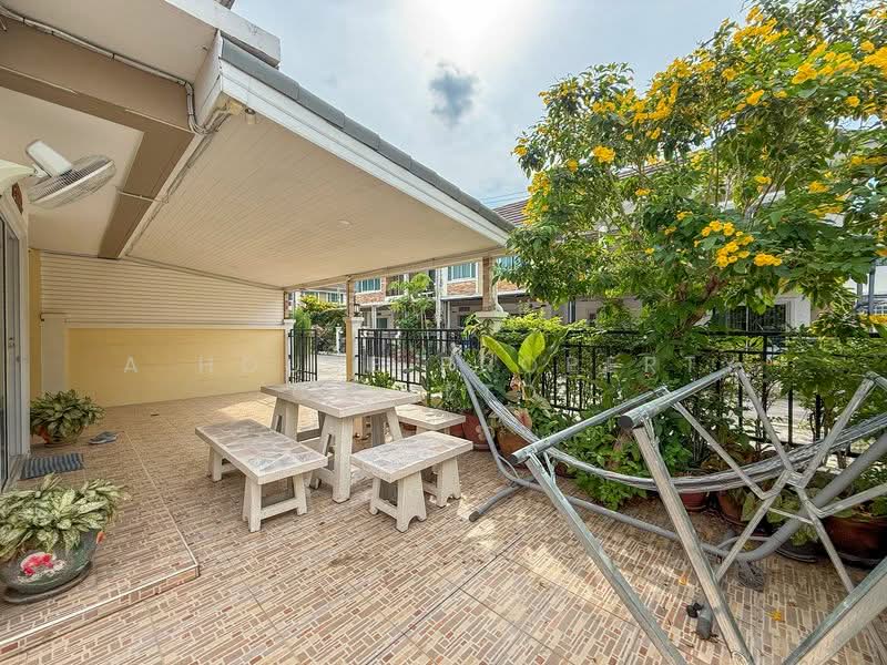 ขายทาวน์โฮม หมู่บ้านเดอะเซนทรัล 2 ชากค้อ ศรีราชา, ชลบุรี, สุรศักดิ์, ศรีราชา, ชลบุรี, 152 ตร.ม., ทาวน์เฮ้าส์ ขาย, โดย A House Property Co.,Ltd., 500187640 - DDproperty.com