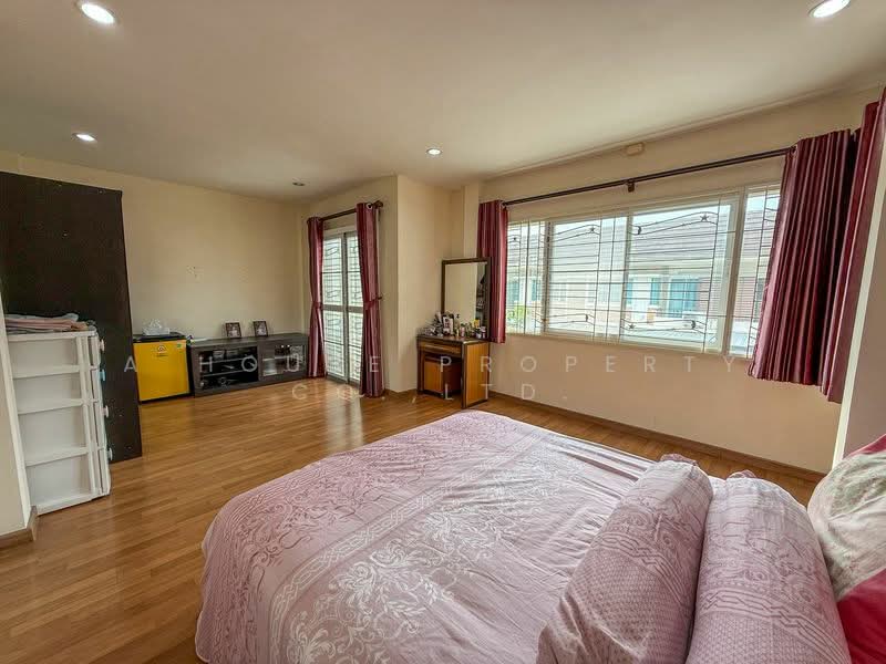 Townhome for sale in The Central 2 Village, Chak Kho, Sriracha., Chon Buri (Pattaya), Surasak, Si Racha, Chon Buri (Pattaya), 3 Bedrooms, 152 sqm, Townhouse For Sale, by A House Property Co.,Ltd., 500187640 - DDproperty.com