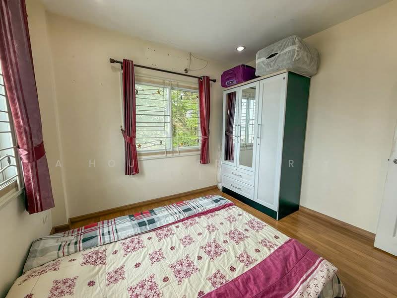 Townhome for sale in The Central 2 Village, Chak Kho, Sriracha., Chon Buri (Pattaya), Surasak, Si Racha, Chon Buri (Pattaya), 3 Bedrooms, 152 sqm, Townhouse For Sale, by A House Property Co.,Ltd., 500187640 - DDproperty.com