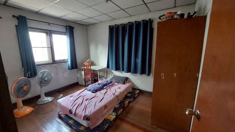 บ้านปิ่นเจริญ 3 ดอนเมือง ซอยสรงประภา 4 ถนนวิภาวดีรังสิต แขวงสีกัน เขตดอนเมือง กรุงเทพมหานคร, กรุงเทพ, วิภาวดีรังสิต, สีกัน, ดอนเมือง, กรุงเทพ, 140 ตร.ม., บ้านแฝด ขาย, โดย ภัทรนัน อิศรางกูร ณ อยุธยา, 500187643 - DDproperty.com