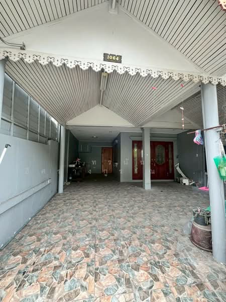 ขาย - หมู่บ้านสินธร บางกะปิ ถนนลาดพร้าว แขวงคลองจั่น เขตบางกะปิ กรุงเทพมหานคร, กรุงเทพ