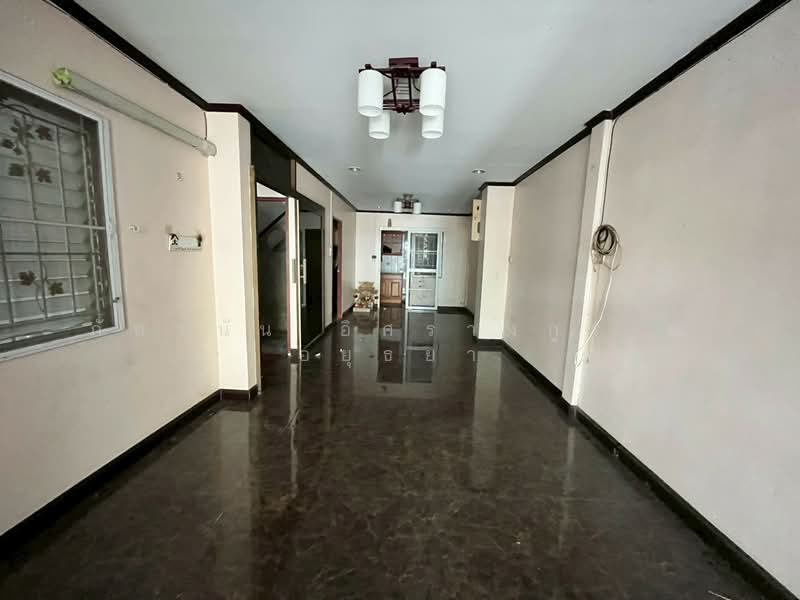 หมู่บ้านสินธร บางกะปิ ถนนลาดพร้าว แขวงคลองจั่น เขตบางกะปิ กรุงเทพมหานคร, Bangkok, ลาดพร้าว, Khlong Chan, Bang Kapi, Bangkok, 4 Bedrooms, 96 sqm, Townhouse For Sale, by ภัทรนัน อิศรางกูร ณ อยุธยา, 500187666 - DDproperty.com