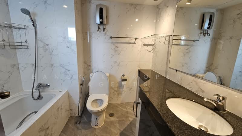 Regent on the Park 1, Bangkok, Soi Sukhumvit 26, Khong Tan, Khlong Toei, Bangkok, 3 Bedrooms, 249 sqm, Condo For Sale, by BANGKOK PROPERTY AGENTS, 500187673 - DDproperty.com