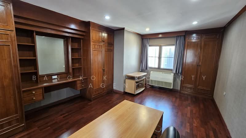 Regent on the Park 1, Bangkok, Soi Sukhumvit 26, Khong Tan, Khlong Toei, Bangkok, 3 Bedrooms, 249 sqm, Condo For Sale, by BANGKOK PROPERTY AGENTS, 500187673 - DDproperty.com