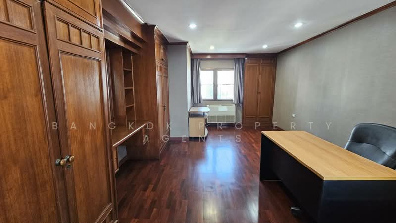 Regent on the Park 1, Bangkok, Soi Sukhumvit 26, Khong Tan, Khlong Toei, Bangkok, 3 Bedrooms, 249 sqm, Condo For Sale, by BANGKOK PROPERTY AGENTS, 500187673 - DDproperty.com