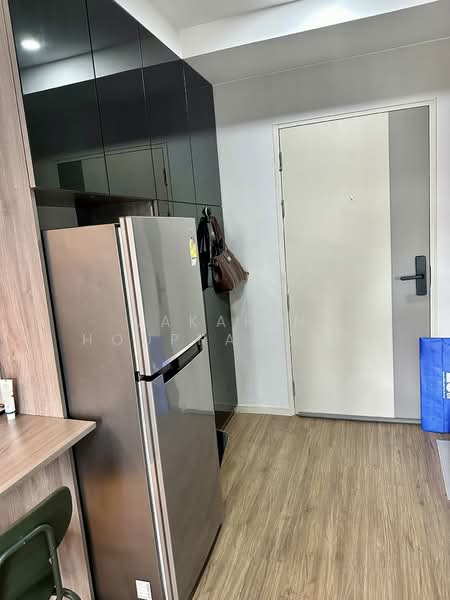 Lumpini Selected Charan 65-Sirinthon Station, Bangkok, Soi Charan Sanitwong 65, Bang Bamru, Bang Phlat, Bangkok, 1 Bedroom, 29 sqm, Condo For Rent, by Jakarin Houpramong, 500187675 - DDproperty.com