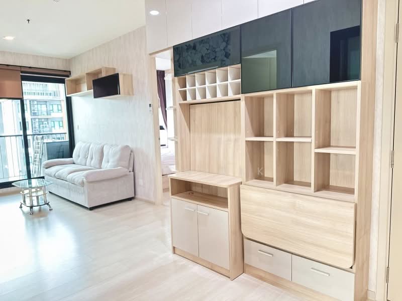 Life Asoke, Bangkok, Asoke-Dindang Road, Bang Kapi, Huai Khwang, Bangkok, 2 Bedrooms, 55 sqm, Condo For Rent, by Agentbkk, 500187699 - DDproperty.com