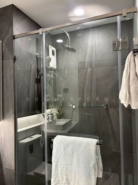 Arise Charoen Mueang, Chiang Mai, Nong Pa Krang, Muang Chiang Mai, Chiang Mai, 1 Bedroom, 32 sqm, Condo For Rent, by Rutchaporn Tunsiri, 500187703 - DDproperty.com