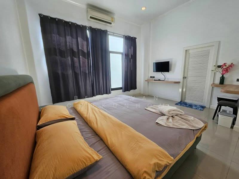 Baan Anda, Chon Buri (Pattaya), Pattaya Sai Song Rd, Nong Pru, Bang Lamung (Pattaya), Chon Buri (Pattaya), 4 Bedrooms, 400 sqm, Villa For Rent, by Benjawan Chukunhom, 500187706 - DDproperty.com