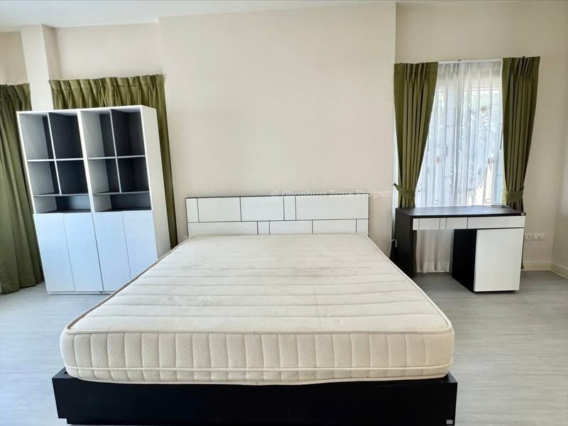 ให้เช่าบ้านเดี่ยวหลังใหญ่ ม.โคโค่พาร์ค โรงโป๊ะ แหลมฉบัง, Chon Buri (Pattaya), Bang Lamung, Bang Lamung (Pattaya), Chon Buri (Pattaya), 3 Bedrooms, 200 sqm, Single Detached House For Rent, by Dusit Saengfa, 500187765 - DDproperty.com