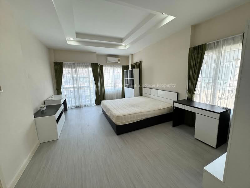 ให้เช่าบ้านเดี่ยวหลังใหญ่ ม.โคโค่พาร์ค โรงโป๊ะ แหลมฉบัง, Chon Buri (Pattaya), Bang Lamung, Bang Lamung (Pattaya), Chon Buri (Pattaya), 3 Bedrooms, 200 sqm, Single Detached House For Rent, by Dusit Saengfa, 500187765 - DDproperty.com