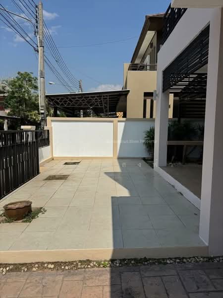 ให้เช่าบ้านเดี่ยวหลังใหญ่ ม.โคโค่พาร์ค โรงโป๊ะ แหลมฉบัง, ชลบุรี, บางละมุง, บางละมุง, ชลบุรี, 200 ตร.ม., บ้านเดี่ยว ให้เช่า, โดย ดุสิต แสงฟ้า, 500187765 - DDproperty.com