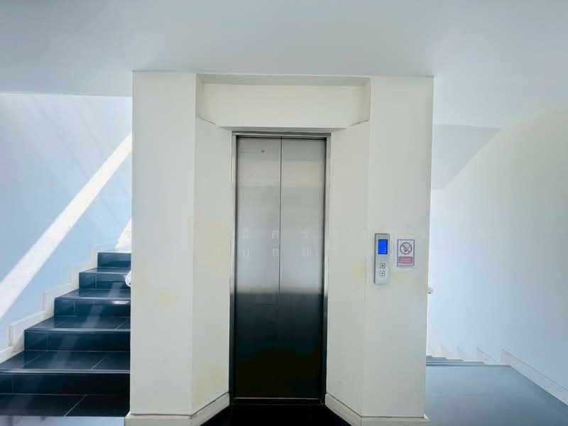 อพาร์ทเม้นท์ 5 ชั้น ซอยแจ้งวัฒนะปากเกร็ด 20 แยก 7 ถนนแจ้งวัฒนะ ตำบลปากเกร็ด อำเภอปากเกร็ด จังหวัดนนท, นนทบุรี, แจ้งวัฒนะ, ปากเกร็ด, ปากเกร็ด, นนทบุรี, 1,100 ตร.ม., บ้านเดี่ยว ขาย, โดย ภัทรนัน อิศรางกูร ณ อยุธยา, 500187769 - DDproperty.com