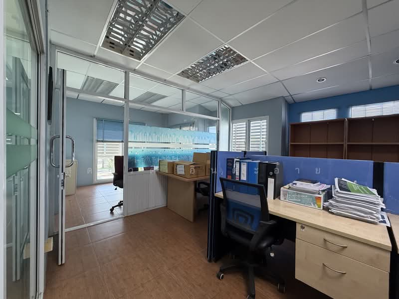 ขายโฮมออฟฟิศพร้อมโกดัง เทพารักษ์ บางปลา หมู่บ้านสุรีวรรณ ใกล้ถนนใหญ่เทพารักษ์ เพียง 2 กม., สมุทรปราการ, เทพารักษ์, บางปลา, บางพลี, สมุทรปราการ, 530 ตร.ม., บ้านเดี่ยว ขาย, โดย สุดาวดี อินต๊ะอ้าย, 500187773 - DDproperty.com