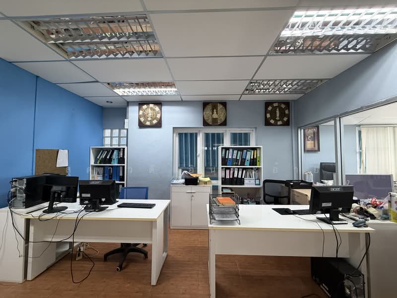 ขายโฮมออฟฟิศพร้อมโกดัง เทพารักษ์ บางปลา หมู่บ้านสุรีวรรณ ใกล้ถนนใหญ่เทพารักษ์ เพียง 2 กม., สมุทรปราการ, เทพารักษ์, บางปลา, บางพลี, สมุทรปราการ, 530 ตร.ม., บ้านเดี่ยว ขาย, โดย สุดาวดี อินต๊ะอ้าย, 500187773 - DDproperty.com