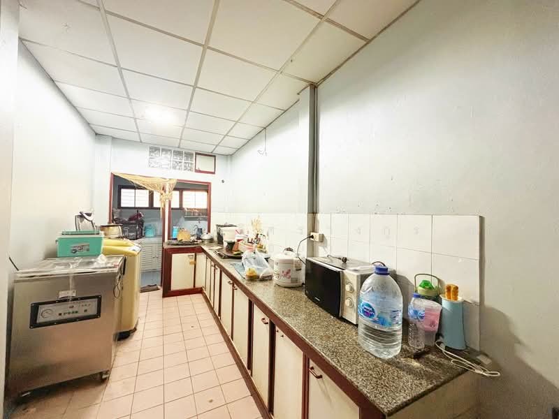 หมู่บ้านอุทยานทอง แจ้งวัฒนะ-ปากเกร็ด19 ซอยอุทยานทอง5 ต.บางพูด อ.ปากเกร็ด จ.นนทบุรี, Nonthaburi, แจ้งวัฒนะ, Bang Phut, Pak Kret, Nonthaburi, 5 Bedrooms, 168 sqm, Semi-Detached House (Twin House) For Sale, by ภัทรนัน อิศรางกูร ณ อยุธยา, 500187783 - DDproperty.com