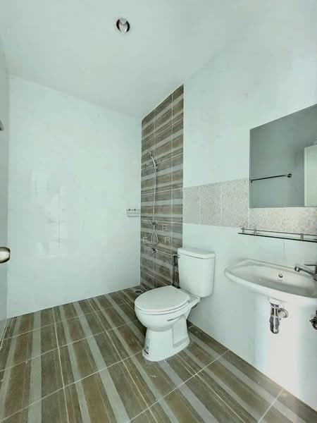 ทาวน์เฮ้าส์บ้านสวน ชลบุรี, Chon Buri (Pattaya), Ban Suan, Muang Chon Buri, Chon Buri (Pattaya), 3 Bedrooms, 100 sqm, Townhouse For Sale, by The Best Property ปู, 500187797 - DDproperty.com