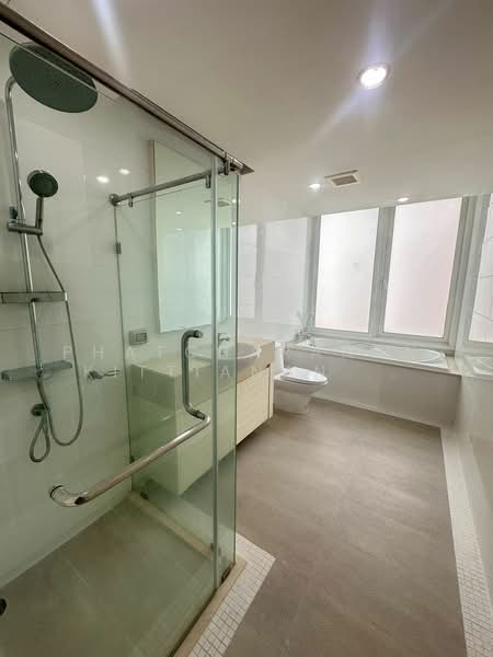 Siri Residence, Bangkok, 21 Soi Sukhumvit 24, Khong Tan, Khlong Toei, Bangkok, 3 Bedrooms, 143 sqm, Condo For Rent, by Phatcharanan Kittiananchat, 500187803 - DDproperty.com