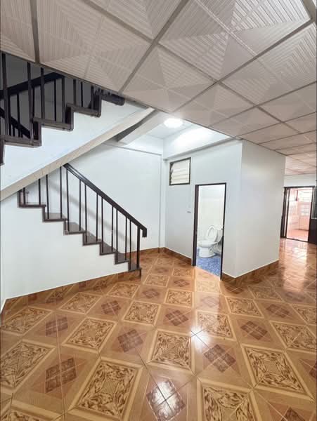 ให้เช่าทาวน์โฮม 2 ชั้น อ่าวอุดม ศรีราชา, Chon Buri (Pattaya), Thung Suk La, Si Racha, Chon Buri (Pattaya), 2 Bedrooms, 65 sqm, Townhouse For Rent, by Dusit Saengfa, 500187809 - DDproperty.com