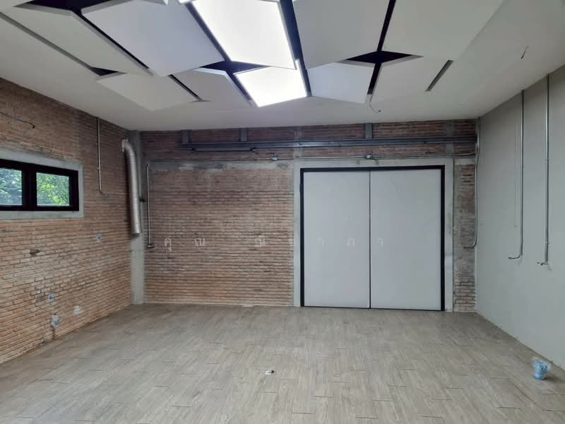 ขายที่ดิน ลาดพร้าว 81 ใกล้รถไฟฟ้าสายสีเหลือง สถานีลาดพร้าว 83 ขนาด 103 ตร.ว. แปลงมุม, Bangkok, Wang Thonglang, Wang Thonglang, Bangkok, , 412 sqm, Land For Sale, by คุณ ณิชาภา, 500187811 - DDproperty.com