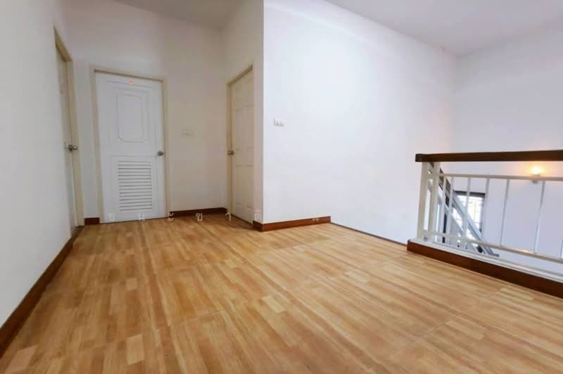 RK Home Park 2 Rama 9 - Wongwaen, Bangkok, 51 Patthana Chonabot 3 Rd, Khlong Song Ton Nun, Lat Krabang, Bangkok, 5 Bedrooms, 190 sqm, Single Detached House For Sale, by ชนะชาติ นนท์ตา, 500187817 - DDproperty.com