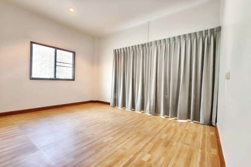 RK Home Park 2 Rama 9 - Wongwaen, Bangkok, 51 Patthana Chonabot 3 Rd, Khlong Song Ton Nun, Lat Krabang, Bangkok, 5 Bedrooms, 190 sqm, Single Detached House For Sale, by ชนะชาติ นนท์ตา, 500187817 - DDproperty.com