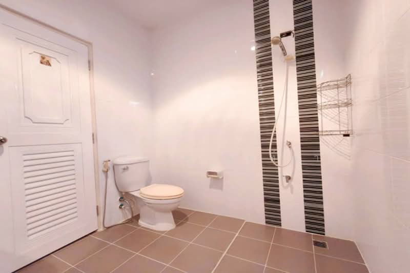 RK Home Park 2 Rama 9 - Wongwaen, Bangkok, 51 Patthana Chonabot 3 Rd, Khlong Song Ton Nun, Lat Krabang, Bangkok, 5 Bedrooms, 190 sqm, Single Detached House For Sale, by ชนะชาติ นนท์ตา, 500187817 - DDproperty.com