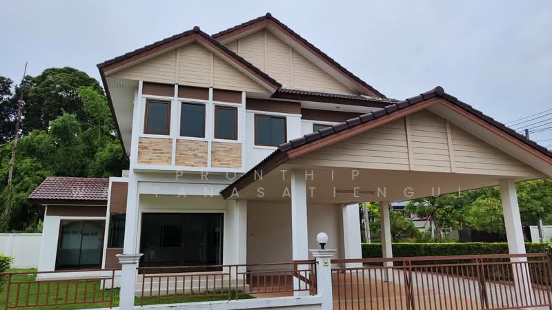 ขายบ้านเดี่ยว 2 ชั้น โครงการโกลเด้น ปาร์ค ศรีราชา บ้านใหม่ พื้นที่ใหญ่ 145 ตร.ว., ชลบุรี, สุรศักดิ์, ศรีราชา, ชลบุรี, 175 ตร.ม., บ้านเดี่ยว ขาย, โดย Pronthip Wattanasatiengul, 500187823 - DDproperty.com