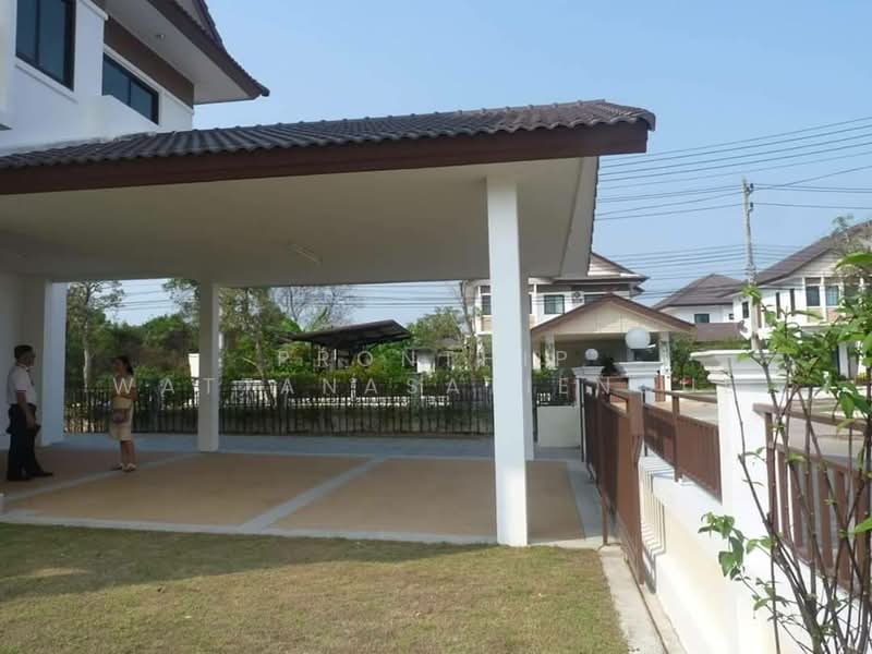 ขายบ้านเดี่ยว 2 ชั้น โครงการโกลเด้น ปาร์ค ศรีราชา บ้านใหม่ พื้นที่ใหญ่ 145 ตร.ว., Chon Buri (Pattaya), Surasak, Si Racha, Chon Buri (Pattaya), 3 Bedrooms, 175 sqm, Single Detached House For Sale, by Pronthip Wattanasatiengul, 500187823 - DDproperty.com