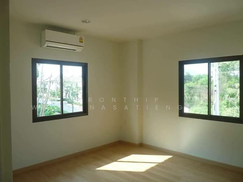 ขายบ้านเดี่ยว 2 ชั้น โครงการโกลเด้น ปาร์ค ศรีราชา บ้านใหม่ พื้นที่ใหญ่ 145 ตร.ว., ชลบุรี, สุรศักดิ์, ศรีราชา, ชลบุรี, 175 ตร.ม., บ้านเดี่ยว ขาย, โดย Pronthip Wattanasatiengul, 500187823 - DDproperty.com