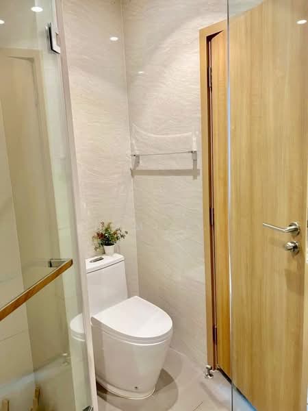 Maru Ladprao 15, Bangkok, Soi Lat Phrao 15, Jom Phon, Chatuchak, Bangkok, 1 Bedroom, 35 sqm, Condo For Sale, by Nami E., 500187835 - DDproperty.com