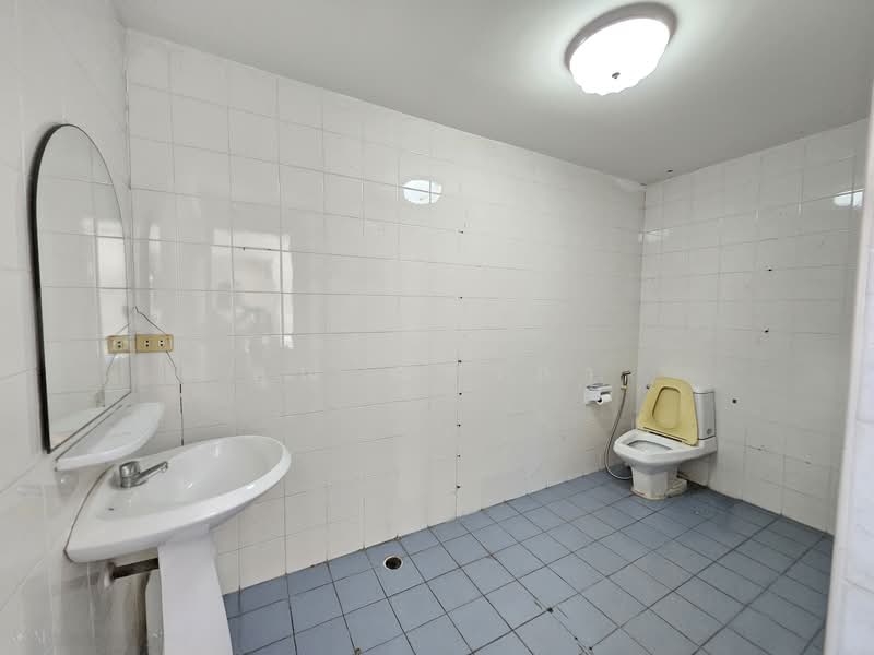 Royal Castle Pattanakarn : รอยัล คาสเทิล พัฒนาการ, กรุงเทพ, 701 หมู่บ้านปัญญา, สวนหลวง, สวนหลวง, กรุงเทพ, 184 ตร.ม., คอนโด ขาย, โดย คุณ ณิชาภา, 500187838 - DDproperty.com