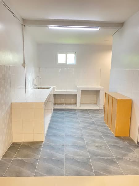 ทำเล BTS แบริ่ง ซ.แบริ่ง 2 ถ.สุขุมวิท 107 ให้เช่าทาวน์เฮ้าส์ 2 ชั้น บ้านสวย พร้อมอยู่ ทำเลดี, สมุทรปราการ, สุขุมวิท 107, สำโรงเหนือ, เมืองสมุทรปราการ, สมุทรปราการ, 100 ตร.ม., ทาวน์เฮ้าส์ ให้เช่า, โดย บุษบา รัตนวงษ์ชัย, 500187842 - DDproperty.com