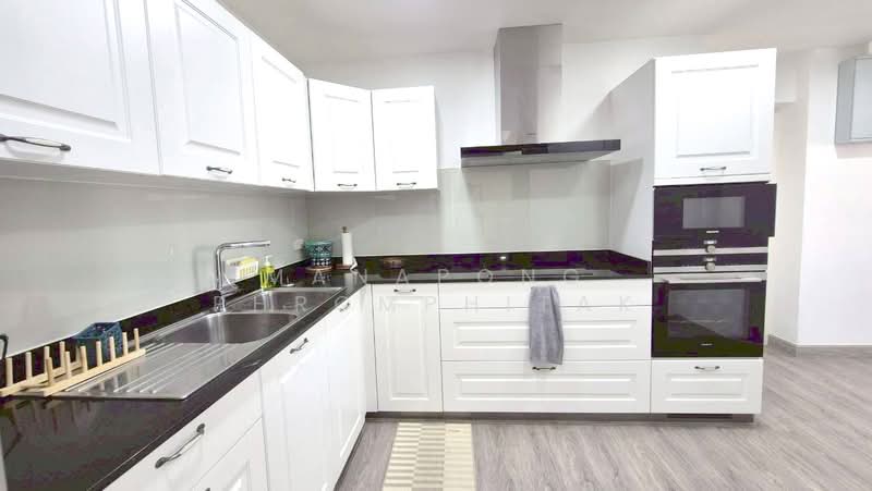 La Cascade, Bangkok, Eakamai, Khlong Tan Nua, Watthana, Bangkok, 3 Bedrooms, 260 sqm, Condo For Rent, by Manapong Phromphitak, 500187862 - DDproperty.com