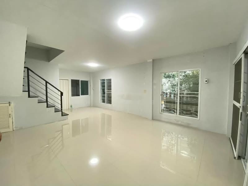 วิเศษสุขนคร เฟส 4, Samut Sakhon, Phanthai Norasing, Muang Samut Sakhon, Samut Sakhon, 3 Bedrooms, 100 sqm, Townhouse For Sale, by The Best Property แอน, 500187868 - DDproperty.com