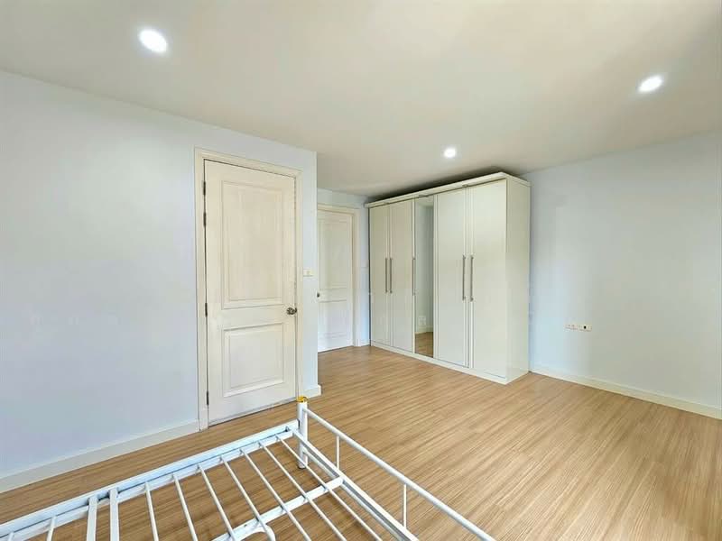 พลัส พาร์ค อเวนิว ลาซาล : Plus Park Avenue Lasalle - Srinakarin, กรุงเทพ, บางนาใต้, บางนา, บางนา, กรุงเทพ, 245 ตร.ม., ทาวน์เฮ้าส์ ขาย, โดย คุณ ณัจภสิญาค์ ศุภควัษฐ์กาญกุล (ณิชชา), 500187890 - DDproperty.com